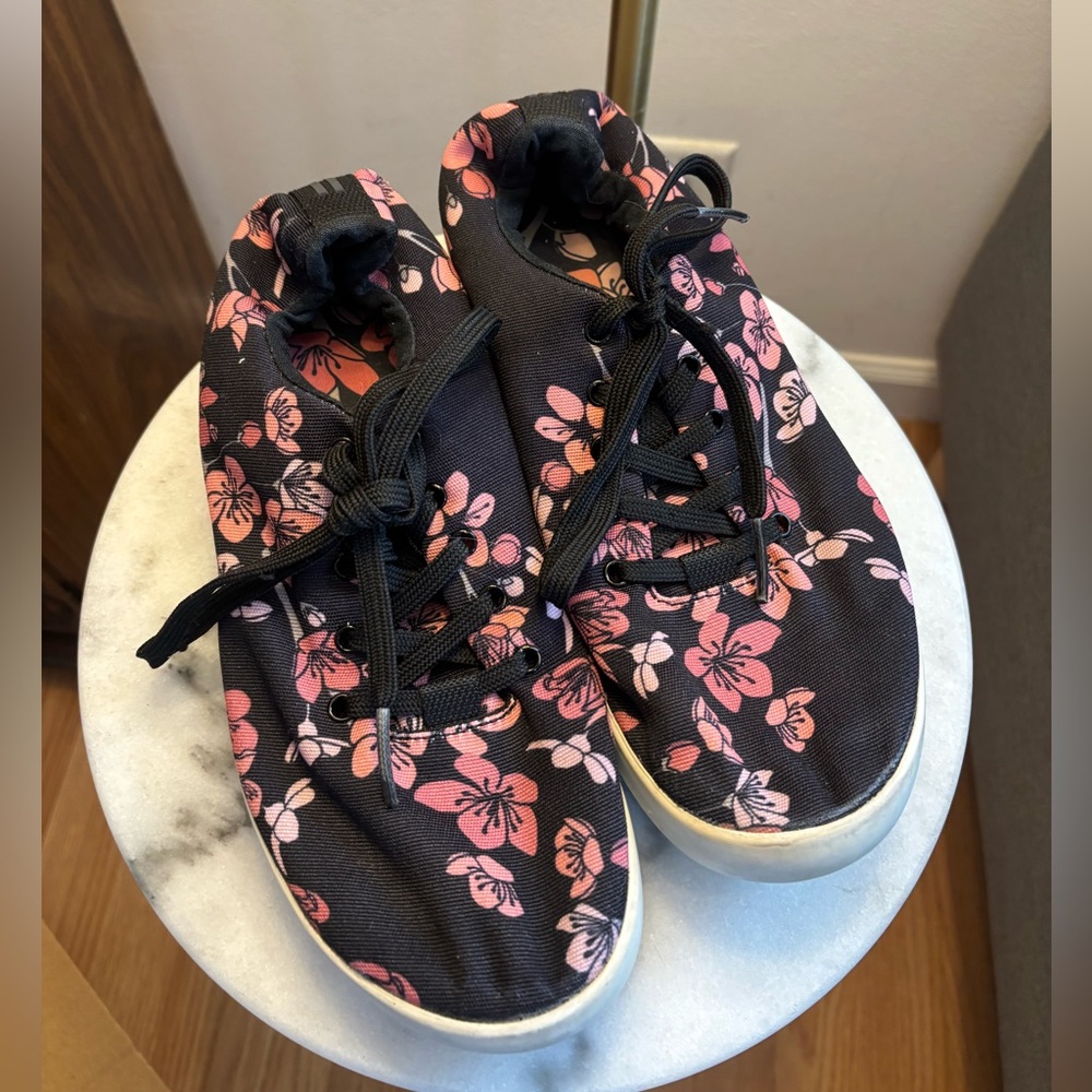 NOBULL Black Cherry Blossom Canvas Trainer Sneakers Unisex Women’s 8 Men’s 6.5